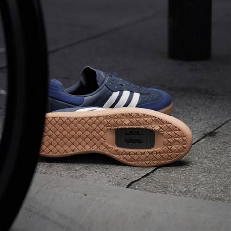 adidas leren heren schienen|Adidas Originals Leren schoenen online .